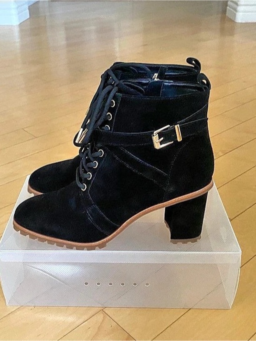White House Black Market Becca Black Suede Combat Ankle Boots US 8M Like New